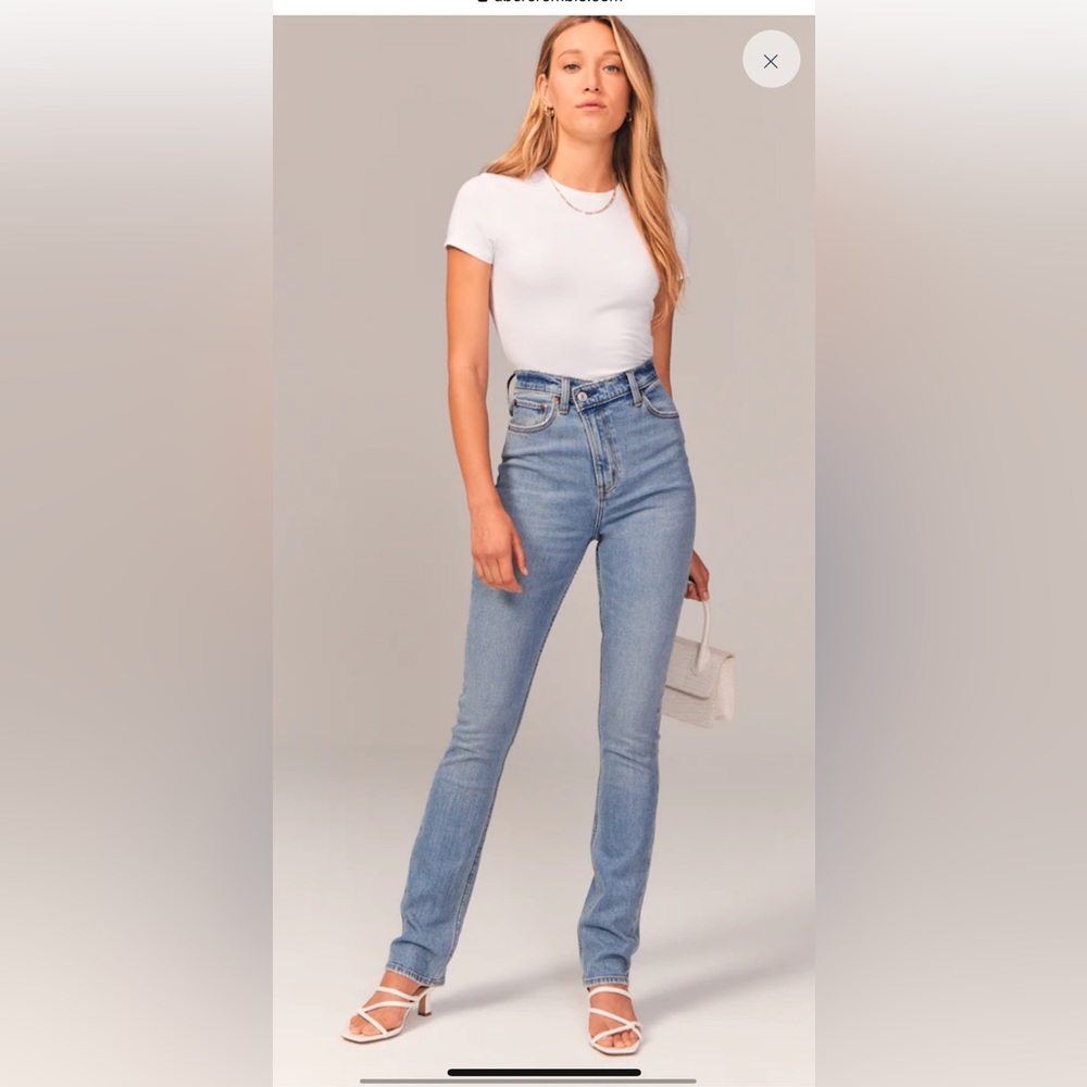 Abercrombie and Fitch 90s Ultra Highrise Slim Straight